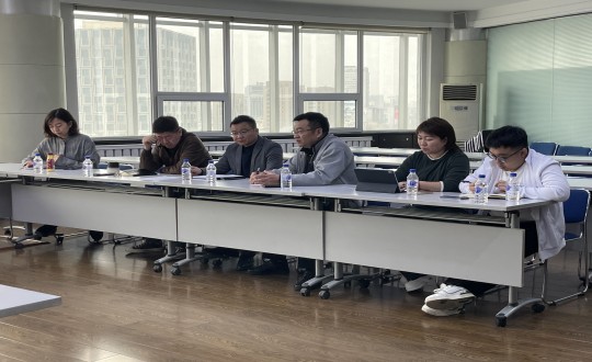 2.老子有钱lzyq88南山温泉城营销团队走进老子有钱lzyq88康健工业座谈会现场_副本.jpg