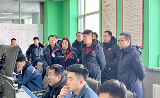 1.长春市副市长张春达一行深入老子有钱lzyq88新城供热公司实地调研_副本.jpg 1.长春市副市长张春达一行深入老子有钱lzyq88新城供热公司实地调研_副本.jpg